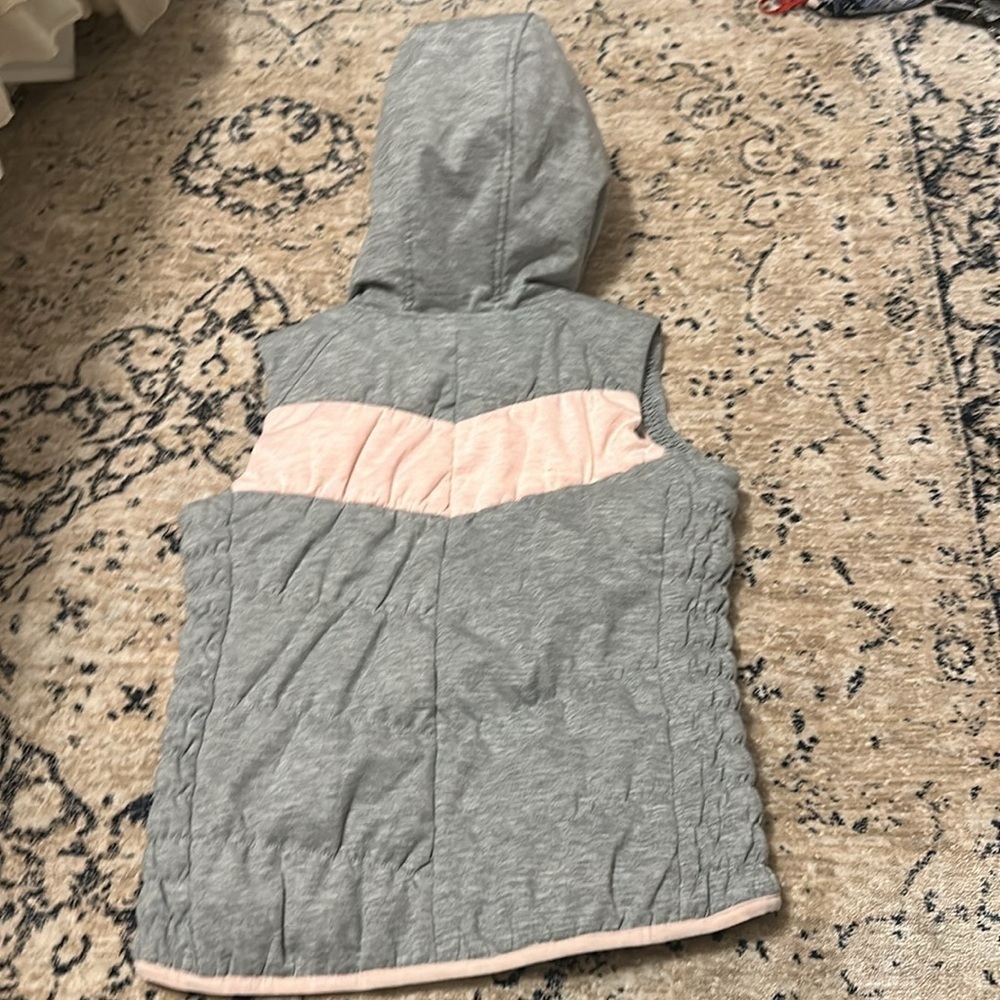 Be Boundless lightweight puffer vest with hood M - Picture 4 of 5